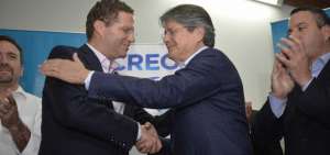 El movimiento SUMA apoy&oacute; la candidatura a la presidencia del banquero Guillermo Lasso en las elecciones pasadas.