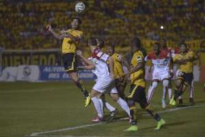 Liga de Loja podr&iacute;a jugar sin p&uacute;blico el s&aacute;bado