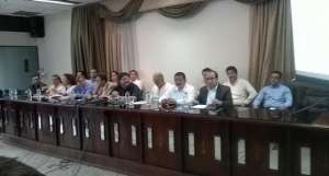 Transportistas exigen a Municipio de Guayaquil que asuma las competencias