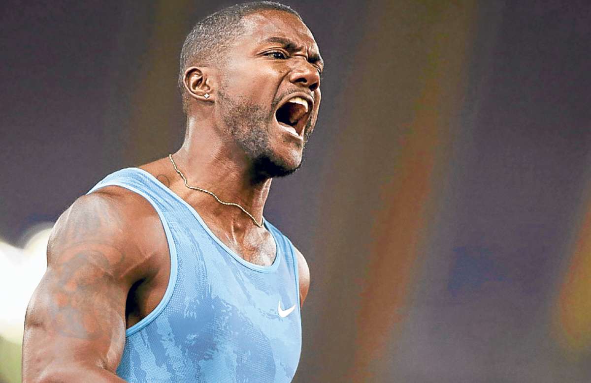 Gatlin reta a Bolt  