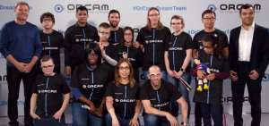 Messi capitanea el 'Dream Team' de OrCam en ayuda a personas con discapacidad visual