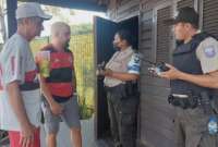 Policía Nacional ayudó a un hincha brasilero a recuperar sus pertenencias
