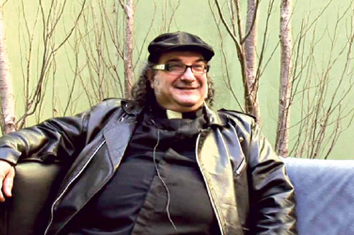 El sacerdote argentino es autor del tema &lsquo;Yo quiero un Papa latinoamericano&rsquo;, lo grab&oacute; un a&ntilde;o antes de que Francisco sea declarado jefe de la Iglesia Cat&oacute;lica. FOTO TOMADA DE YOUTUBE.