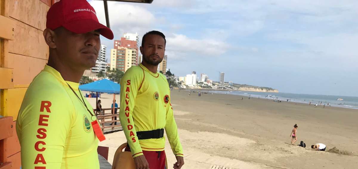 Nueve salvavidas se encargan de la seguridad en el balneario de El Murci&eacute;lago