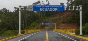 La habilitaci&oacute;n del puente que no llegaba a ning&uacute;n lado en Mataje, provincia de Esmeraldas, encendi&oacute; alertas de seguridad.