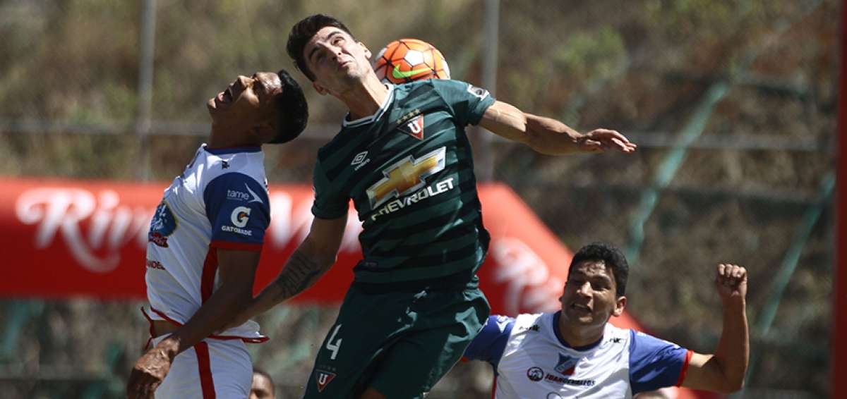 El partido entre Clan Juvenil y Liga Deportiva Universitaria se jug&oacute; en el estadio General Rumi&ntilde;ahui.