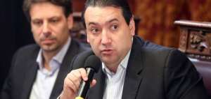 El ministro de Finanzas, Fausto Herrera, explic&oacute; que el retraso actual corresponde a junio.   