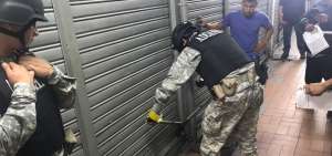 Los locales fueron inspeccionados en horas de la madrugada.