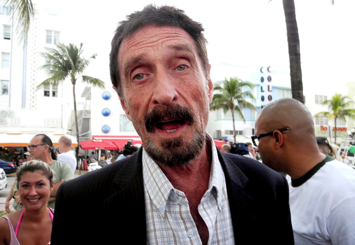 El creador de antivirus McAfee lanza ciberpartido y quiere gobernar