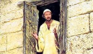 Una escena de la pel&iacute;cula &lsquo;La vida de Brian&rsquo;, dirigida por Terry Jones. Este filme fue financiado por  George Harrison, exintegrante de los m&iacute;ticos Beatles. Foto: Internet
