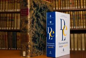 Incorporó términos como ‘dana’, ‘teletrabajar’ y ‘espóiler’.