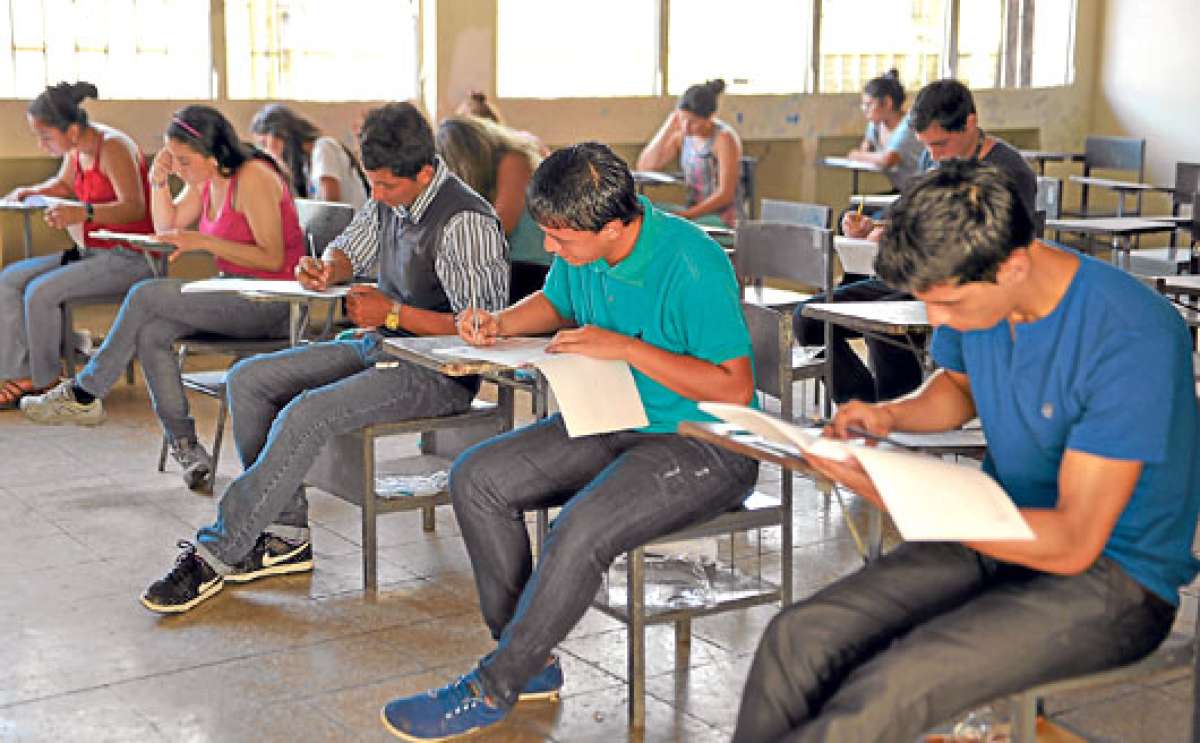 Los estudiantes del GAR pueden aplicar a becas en las mejores universidades del mundo. Foto: Archiivo.