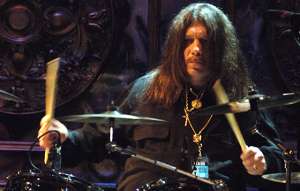 Robert Burns Jr., el baterista de Lynyrd Skynyrd, muere en accidente automovil&iacute;stico