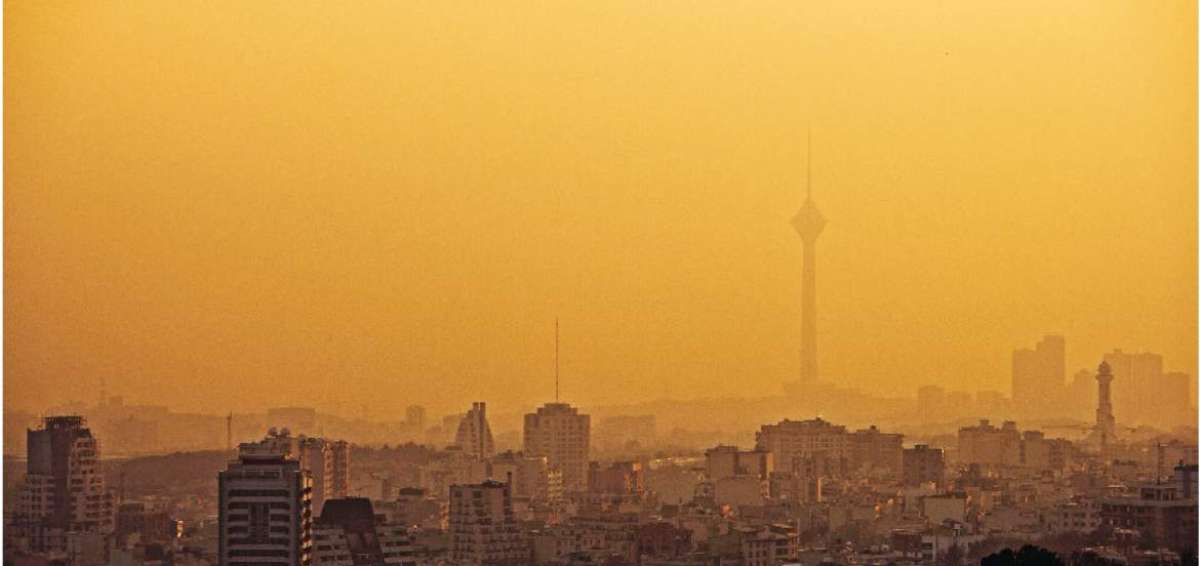 Ahvaz es una de las ciudades del mundo con mayor contaminaci&oacute;n en el ambiente. Muchos pobladores sufren enfermedades pulmonares. Para visitarla hay que tomas precauciones.