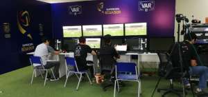 El VAR hizo su debut con penal en la Supercopa Ecuador