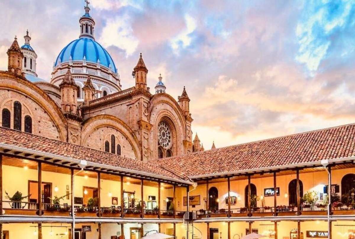 Restaurantes del Centro Histórico de Cuenca podrán usar 25 espacios públicos para atención al aire libre.
