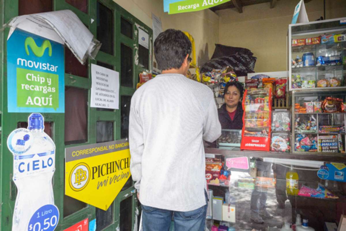 El promedio regional en el a&ntilde;o 2013 fue de 164 corresponsales no bancarios por cada 10.000 kil&oacute;metros cuadrados. John Guevara / El Tel&eacute;grafo