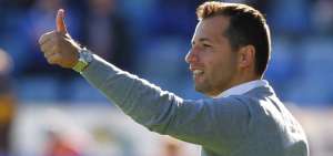 Miguel &Aacute;ngel L&oacute;pez se form&oacute; en la preparaci&oacute;n f&iacute;sica y luego como entrenador en la Real Federaci&oacute;n Espa&ntilde;ola de F&uacute;tbol. Su primera oportunidad para dirigir a un equipo fue en la segunda divisi&oacute;n de su pa&iacute;s, en el Recreativo de Huelva.
