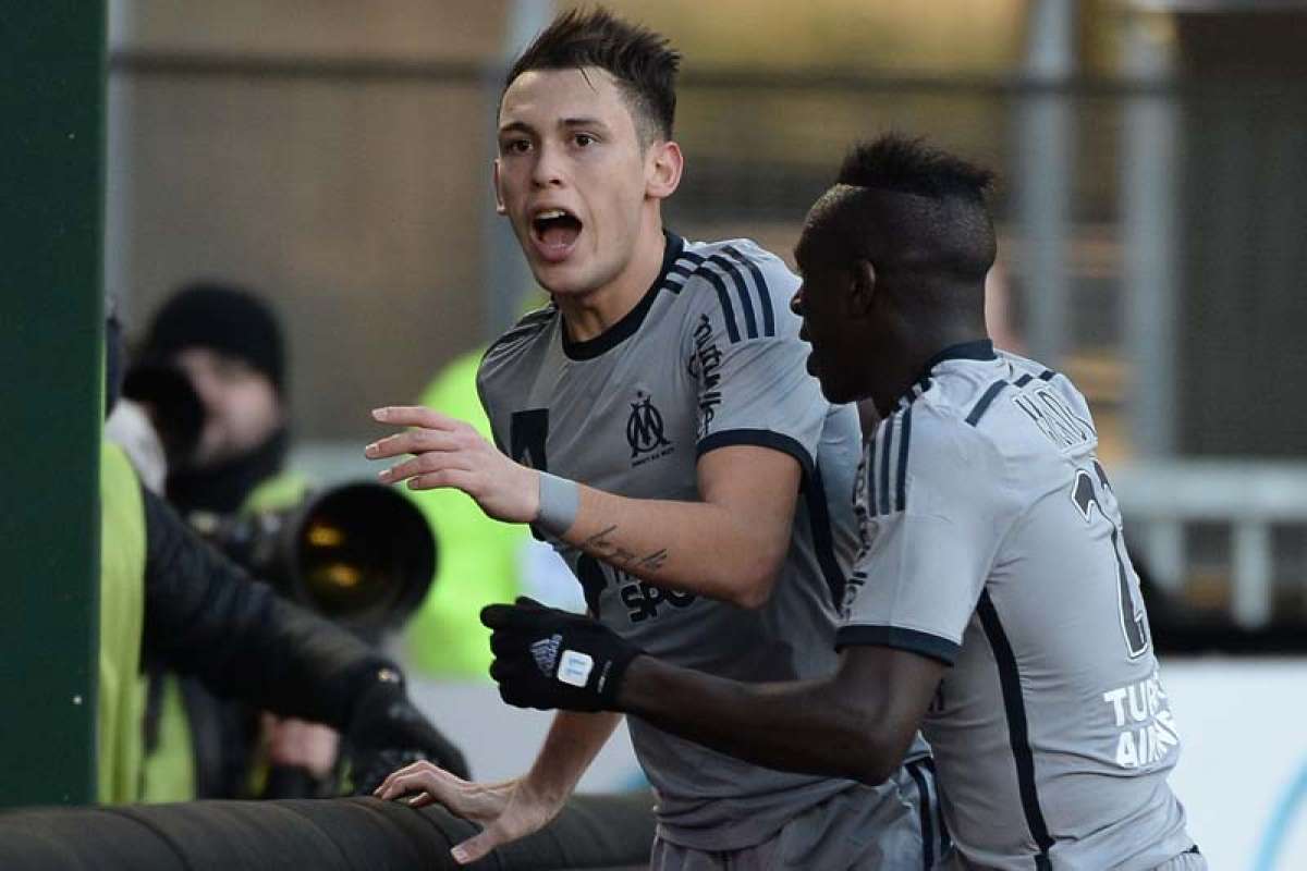 Lucas Ocampos se estren&oacute; con gol en el Olympique Marsella, equipo al que lleg&oacute; para la segunda parte de la temporada. Foto: AFP