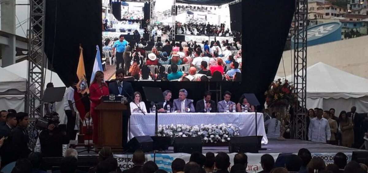 Gobierno entrega a prefectura la garant&iacute;a soberana para dragado del r&iacute;o Guayas