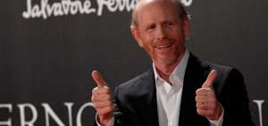 Ron Howard dirigi&oacute; en 1998 Willow con Lucasfilm, pero es m&aacute;s conocido por &eacute;xitos como Splash (1984), Apolo 13 (1995) o Una mente brillante en 2001.