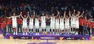 Espa&ntilde;a gana bronce del Eurobasket en despedida de Navarro de la selecci&oacute;n