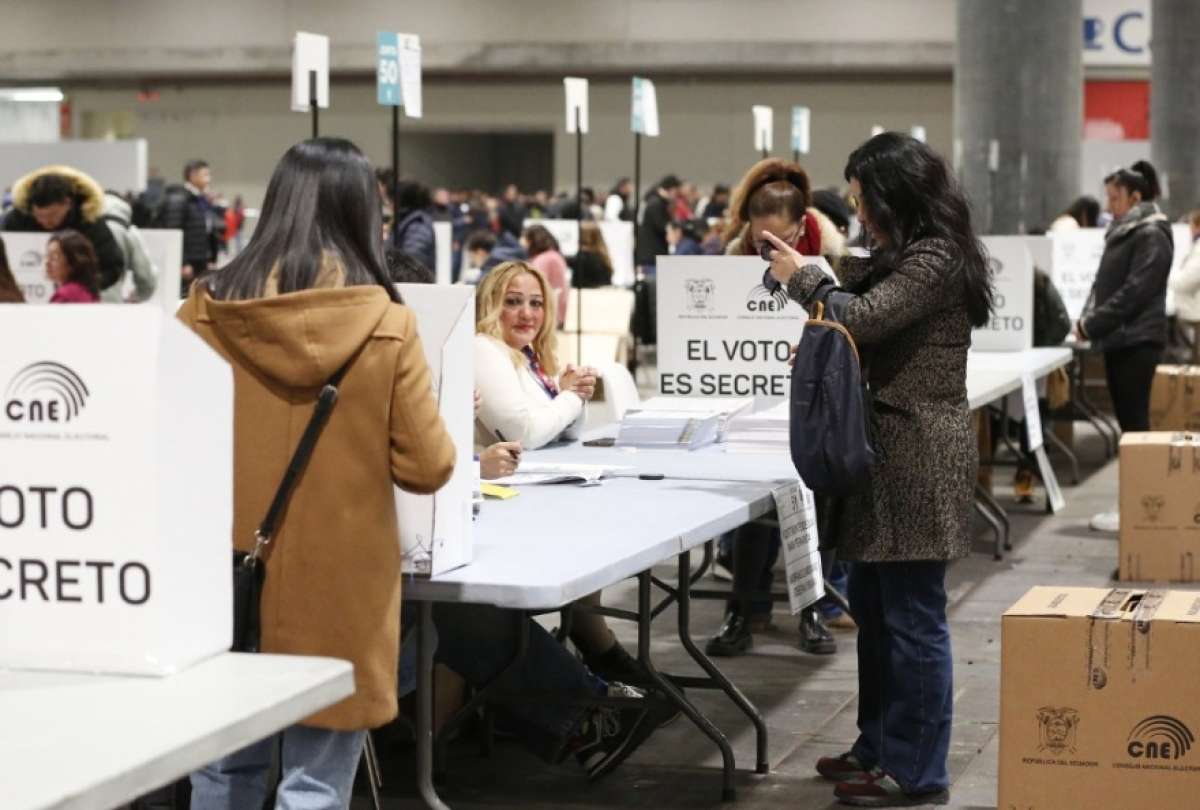 481. 373 ecuatorianos votarán en el exterior el 16 de noviembre de 2025
