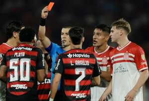 VIDEO: Injusta expulsión a Gonzalo Plata en la victoria de Flamengo por Copa Libertadores