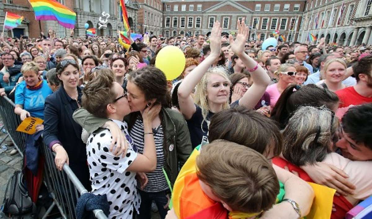Matrimonio gay en Irlanda es un "desaf&iacute;o" para la Iglesia
