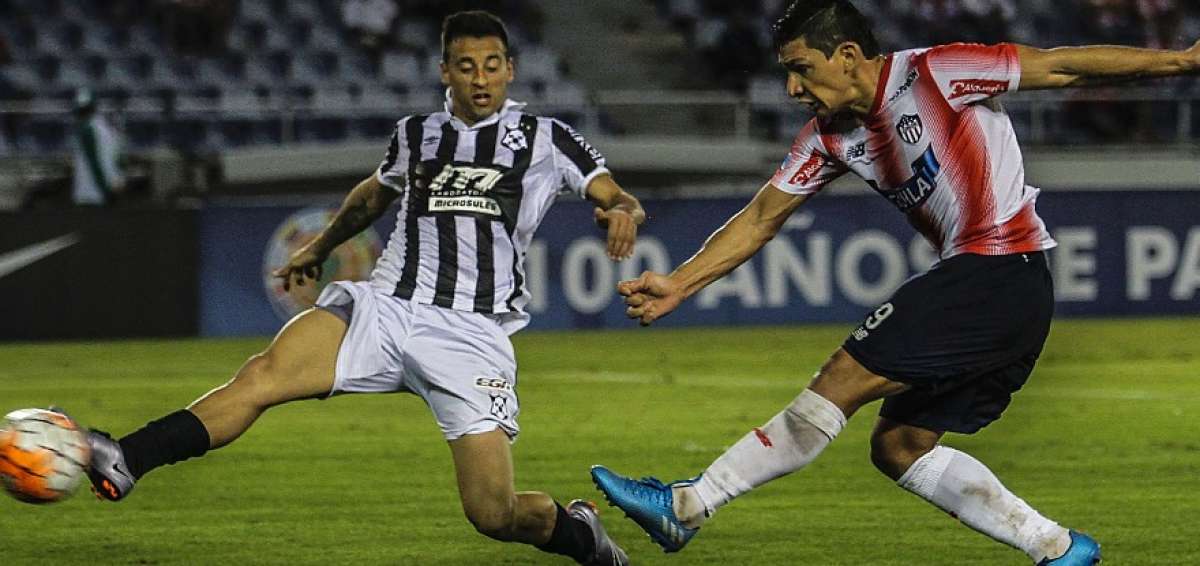 Junior gana por penales 4-3 a Wanderers y clasifica a cuartos de Sudamericana