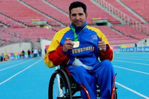 Juan Valladares gan&oacute; 5 medallas de oro durante los primeros Parasuramericanos.