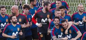 Los seleccionados espa&ntilde;oles cerraron ayer su jornada de entrenamiento en Mosc&uacute;, sede del partido de hoy.