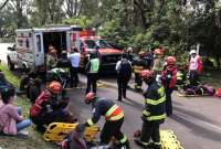 Un bus se volcó en el sector de El Cebollar