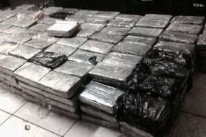 Seg&uacute;n los agentes, la droga podr&iacute;a ser enviada a trav&eacute;s del puerto  o el aeropuerto. Foto: cortes&iacute;a