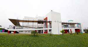 En el pa&iacute;s se construir&aacute;n 200 unidades educativas tipo milenio para mejorar la infraestructura actual del sistema. La &uacute;ltima fue inaugurada en Orellana. Archivo / El Tel&eacute;grafo