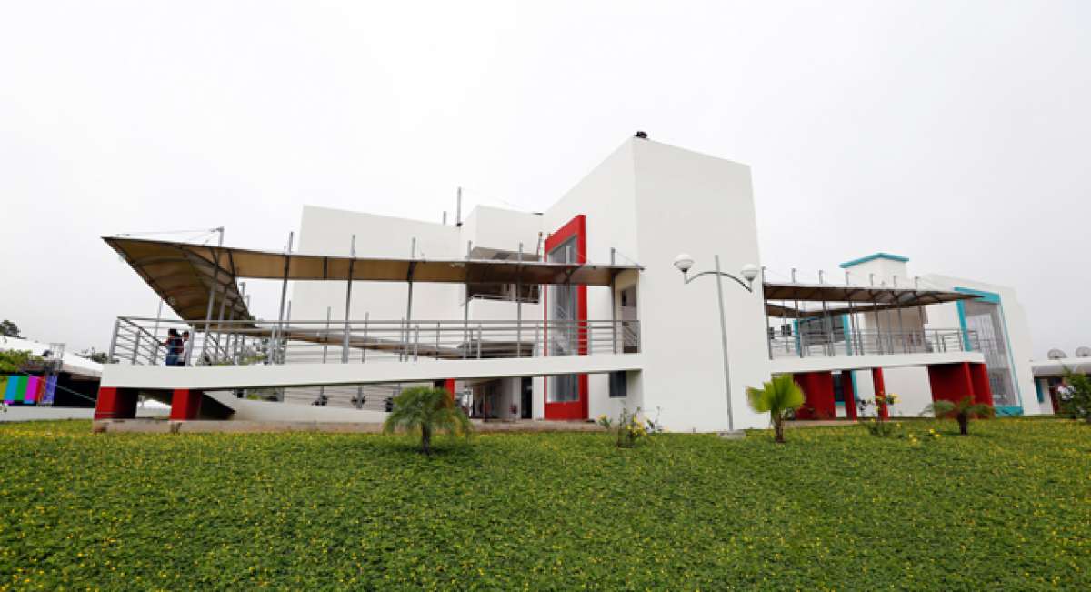En el pa&iacute;s se construir&aacute;n 200 unidades educativas tipo milenio para mejorar la infraestructura actual del sistema. La &uacute;ltima fue inaugurada en Orellana. Archivo / El Tel&eacute;grafo