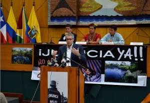 El abogado Steven Donziger, abogado de los afectados por Chevron, durante una rueda de prensa en Quito. Foto: &Aacute;lvaro P&eacute;rez / El Tel&eacute;grafo 