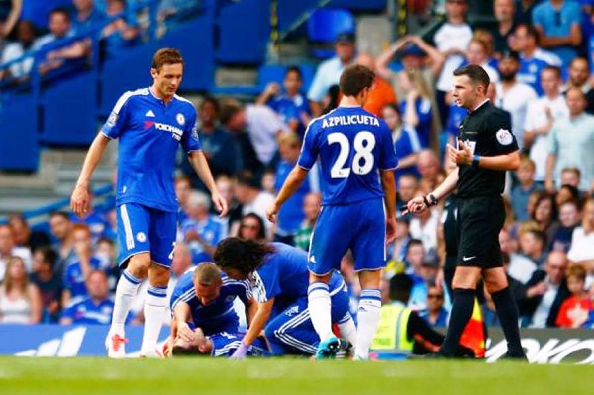 Mourinho confirma la sanci&oacute;n de un partido a la doctora del equipo