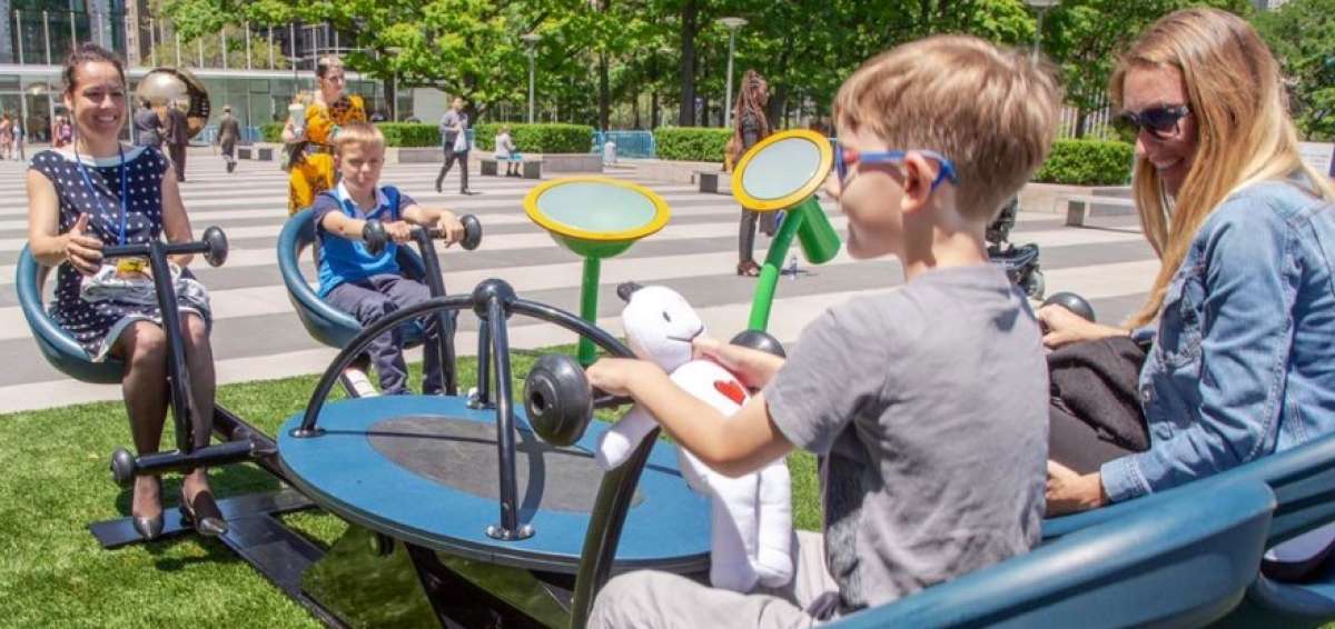 Ni&ntilde;os con o sin discapacidad pueden hacer uso del parque inclusivo que permanecer&aacute; tres d&iacute;as al servicio del p&uacute;blico, hasta que concluya la Conferencia.