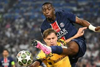 Willian Pacho se consagró campeón de la Champions League con el PSG