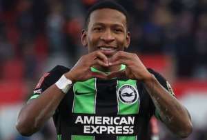 Pervis Estupiñán jugará en el AC Milan