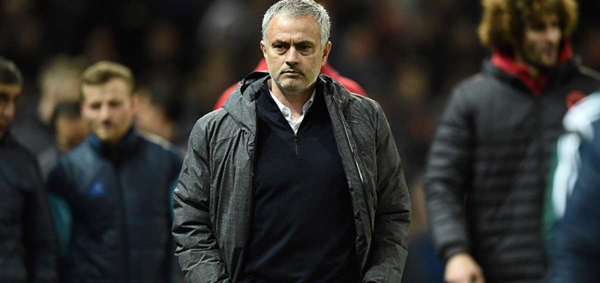 Espa&ntilde;a denuncia a Mourinho por fraude fiscal