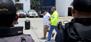 El individuo Ra&uacute;l Clemente fue presentado a los medios de comunicaci&oacute;n en el Cuartel Modelo. El hom,bre ten&iacute;a una orden de captura.