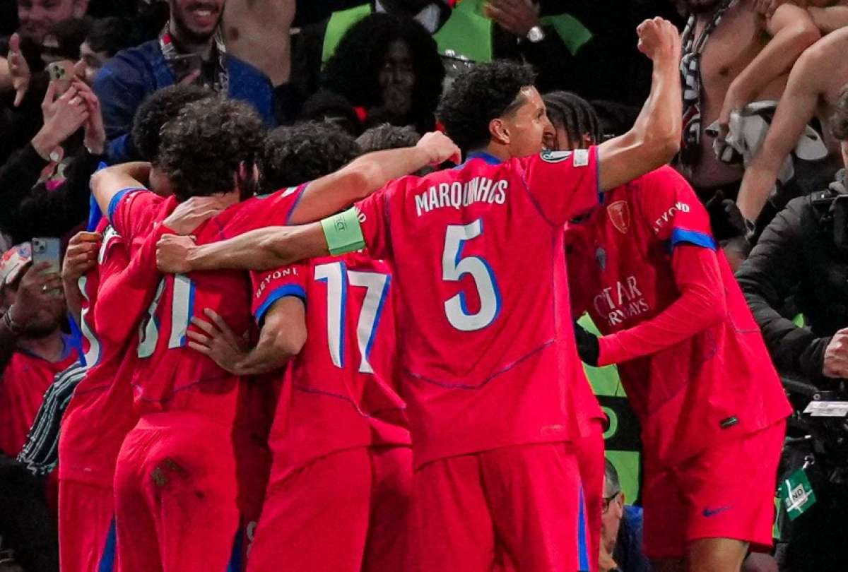 Paris Saint Germain volvi&oacute; a golear al Chelsea