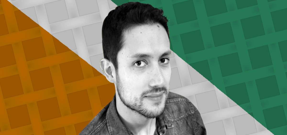 Jos&eacute; Luis Astudillo gan&oacute; esta edici&oacute;n del Premio Nacional de Poes&iacute;a Emergente Desembarco por el poemario 'El puente est&aacute; esperando entre las llamas'.