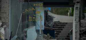 Los afectados por el sismo del lunes pasado tienen derecho a aplicar por bonos de vivienda y de alimentaci&oacute;n.