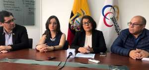 En rueda de prensa, la vocal Ang&eacute;lica Porras se refiri&oacute; a  las amenazas que recibi&oacute; ella y los integrantes de la Mesa por la Verdad y la Justicia.