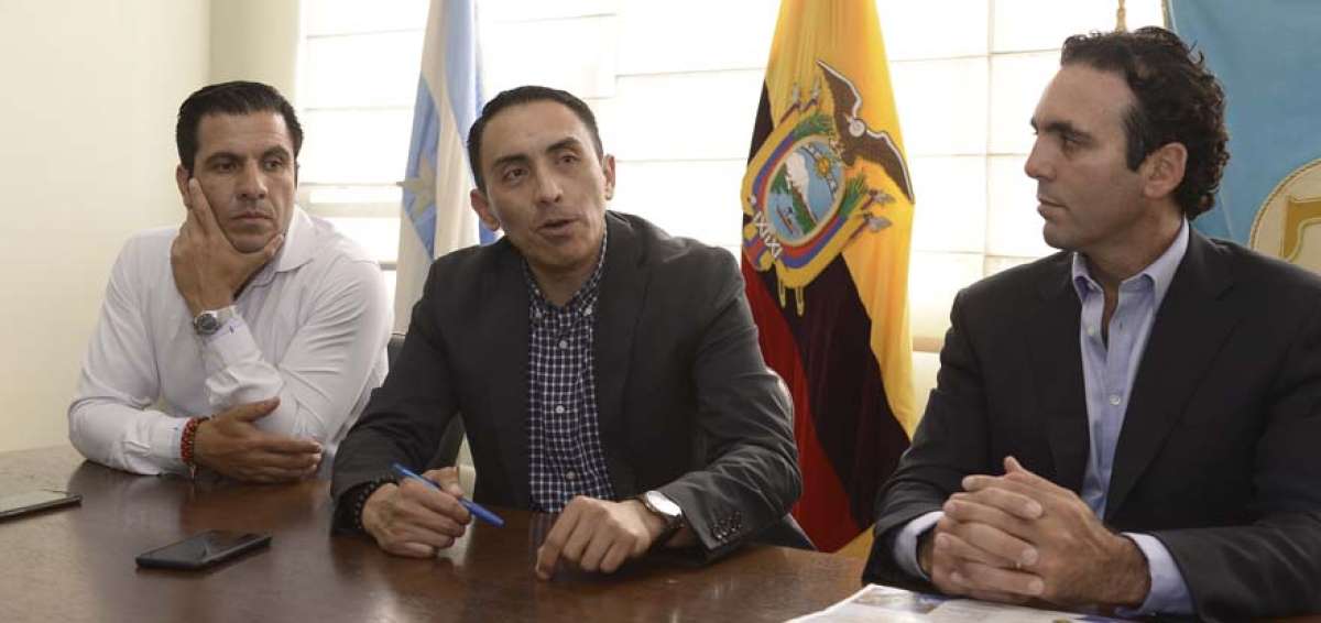 Los empresarios Iv&aacute;n Carvallo, &Eacute;dison Garz&oacute;n y Pablo Campana visitaron EL TEL&Eacute;GRAFO para explicar el acuerdo.  