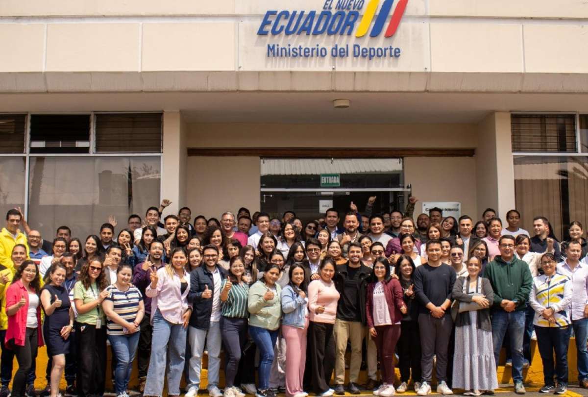 José David Jiménez deja el Viceministerio del Deporte con emotiva despedida en redes