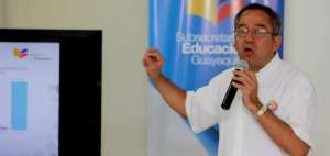Comisi&oacute;n aprueba juicio pol&iacute;tico contra el ministro de Educaci&oacute;n